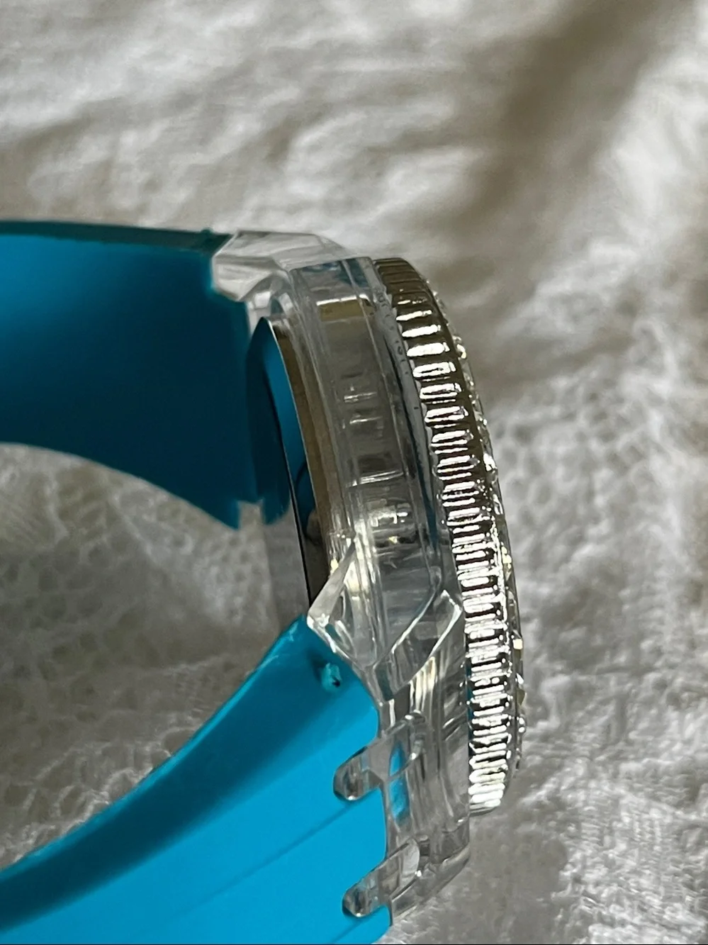 Geneva Blue Crystal Bezel Fashion Watch